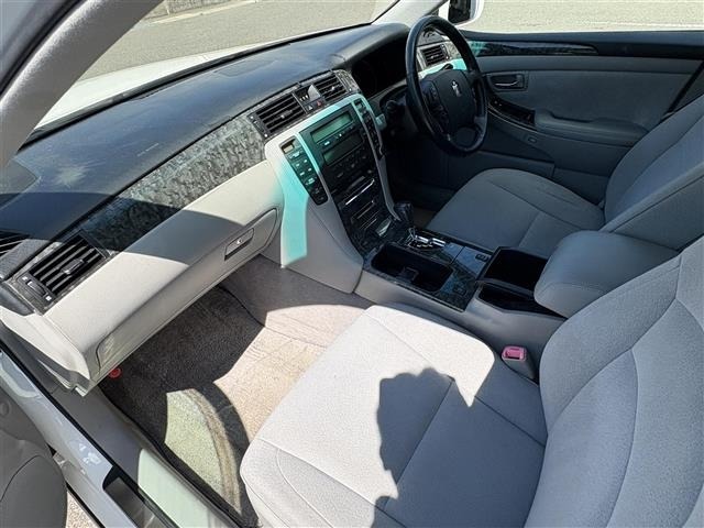 Toyota CROWN 2007 7316930-2