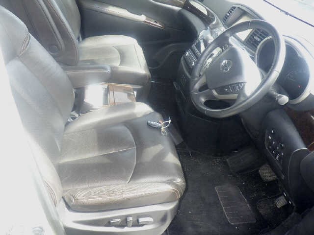 Nissan ELGRAND 2012 7303284-7