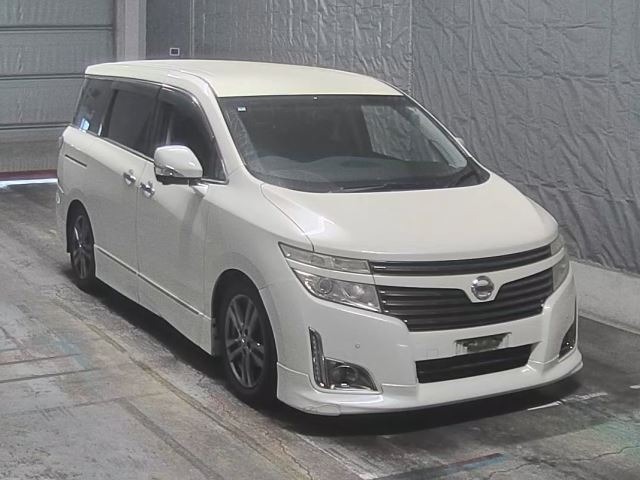 Nissan ELGRAND 2013 7303384-7