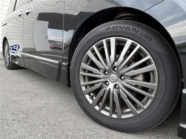 Nissan ELGRAND 2021 7304077-13