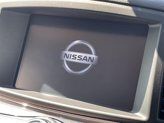 Nissan ELGRAND 2020 7304078-15