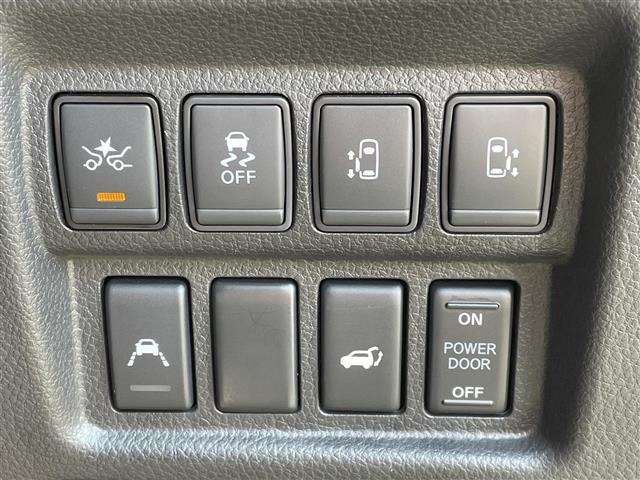 Nissan ELGRAND 2020 7304078-3