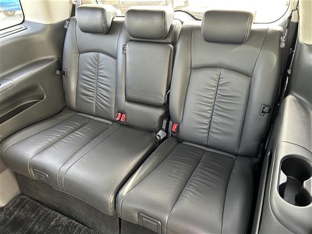 Nissan ELGRAND 2017 7304123-11