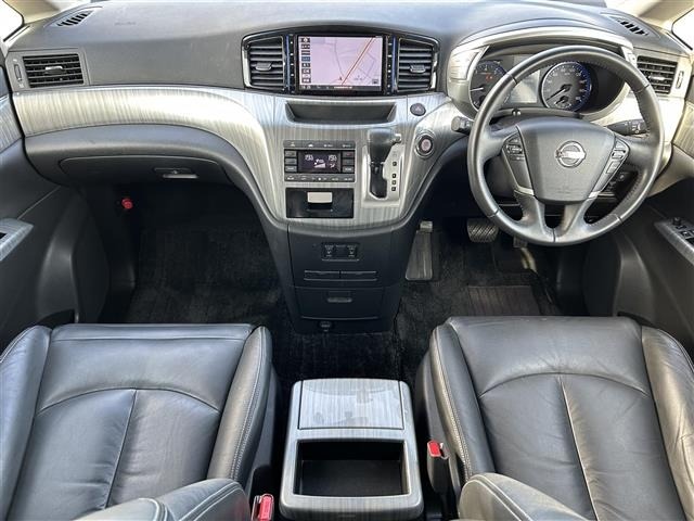Nissan ELGRAND 2017 7304123-14