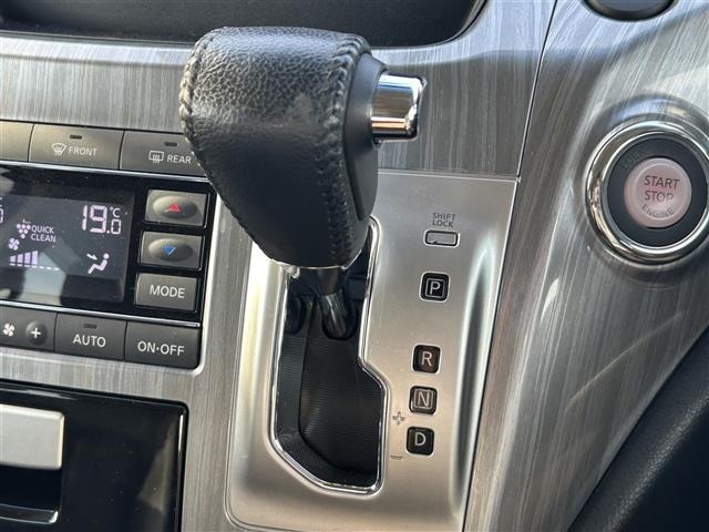 Nissan ELGRAND 2017 7304123-18