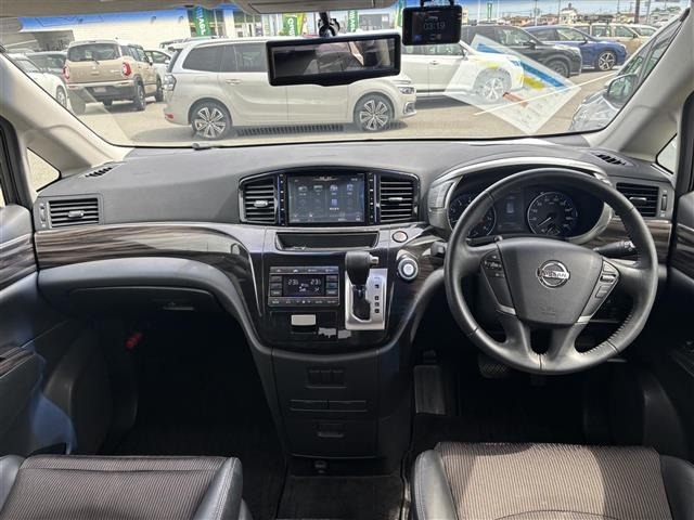 Nissan ELGRAND 2016 7304197-14
