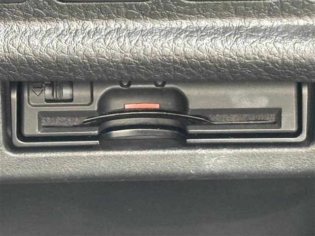 Nissan ELGRAND 2016 7304197-17