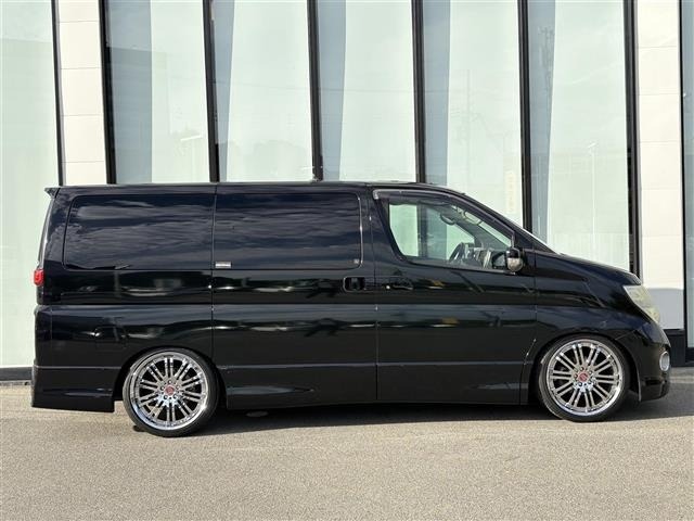 Nissan ELGRAND 2007 7304215-13
