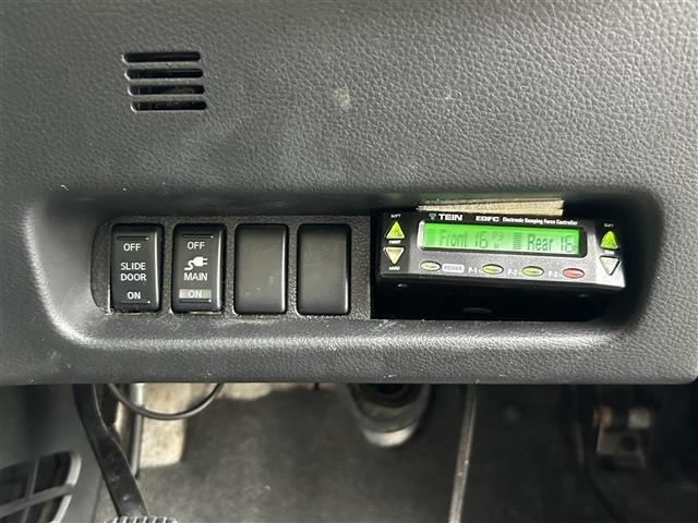 Nissan ELGRAND 2007 7304215-8