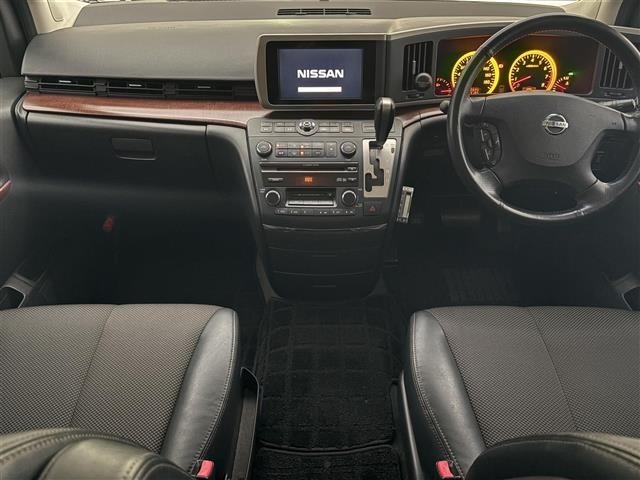 Nissan ELGRAND 2006 7304252-15