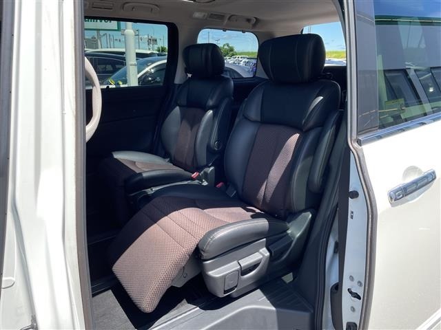 Nissan ELGRAND 2013 7304269-12
