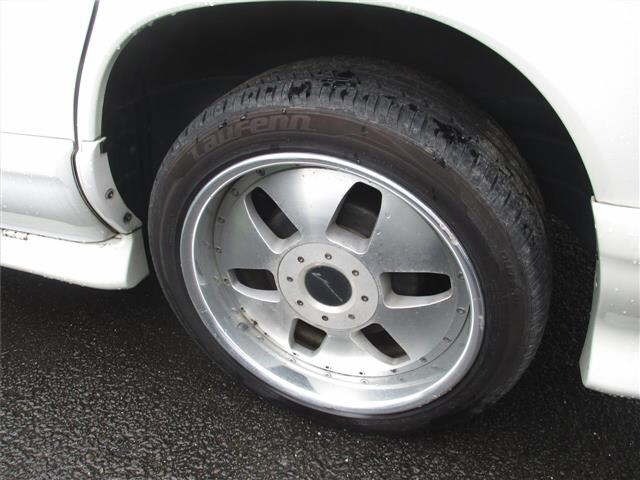 Nissan ELGRAND 2001 7304376-11