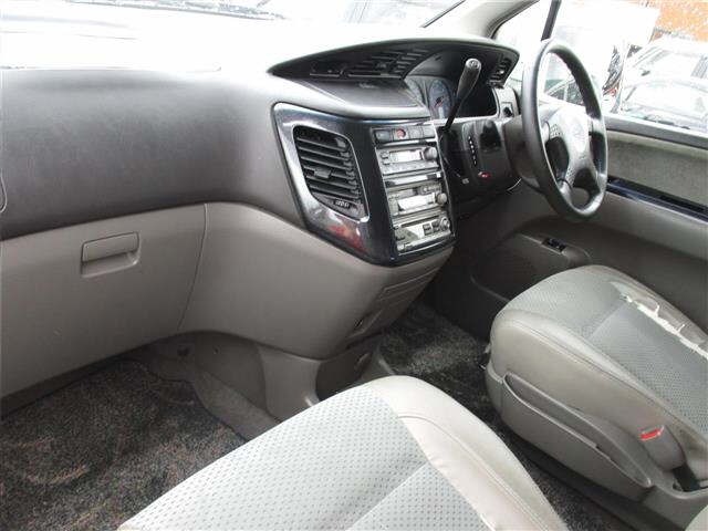 Nissan ELGRAND 2001 7304376-4