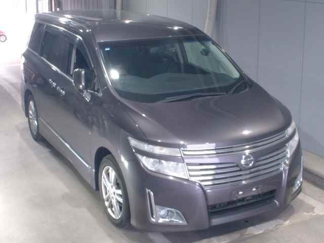 Nissan ELGRAND 2013 7304475-0