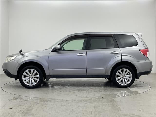 Subaru FORESTER 2011 7299944-2