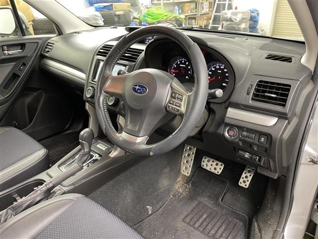 Subaru FORESTER 2013 7299956-4