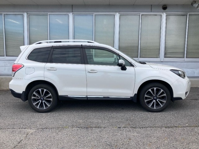 Subaru FORESTER 2015 7300012-3