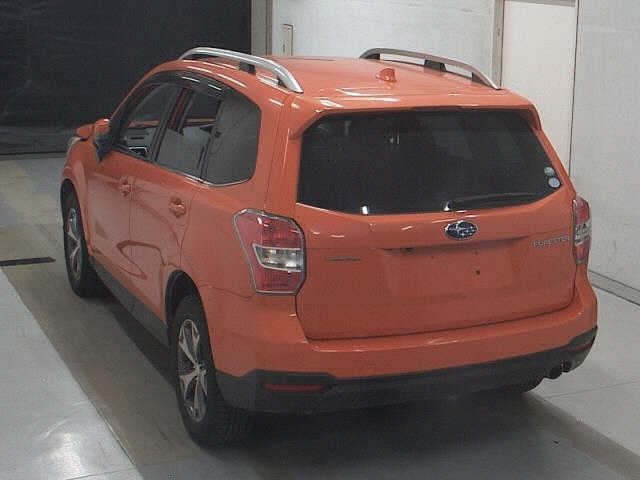 Subaru FORESTER 2015 7300319-1