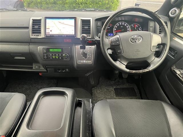 Toyota HIACE VAN 2019 7307062-14