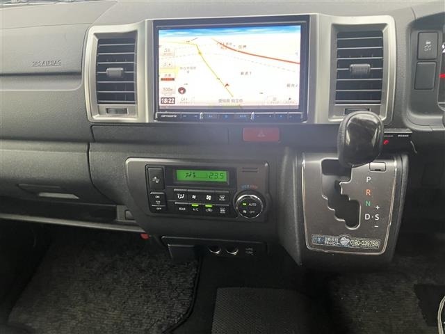 Toyota HIACE VAN 2019 7307062-15
