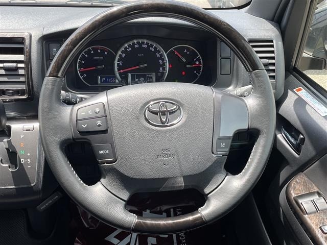 Toyota HIACE VAN 2019 7307091-16