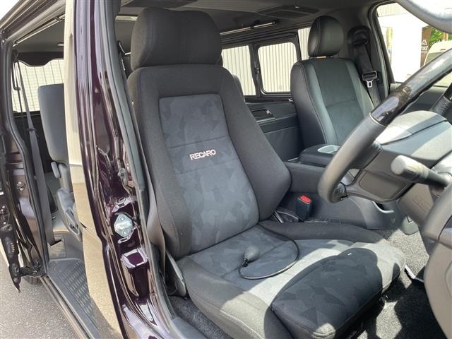 Toyota HIACE VAN 2019 7307091-7