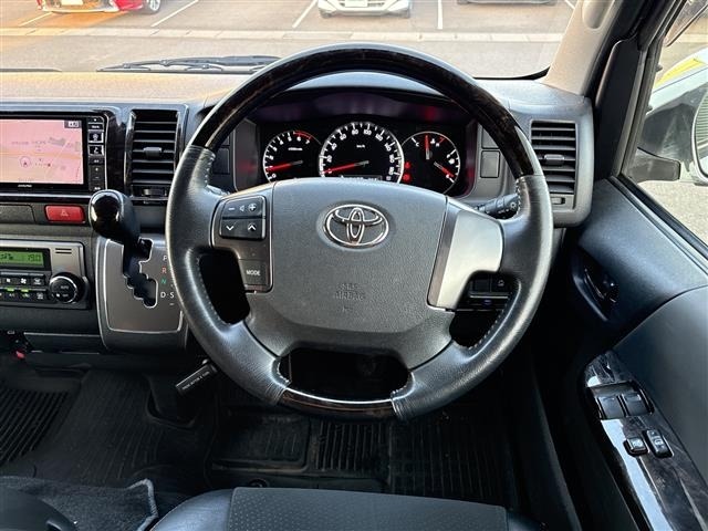 Toyota HIACE VAN 2016 7307092-1