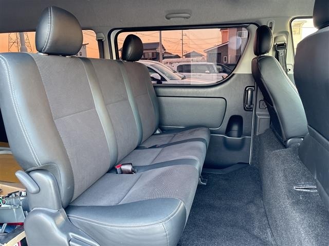 Toyota HIACE VAN 2016 7307092-22