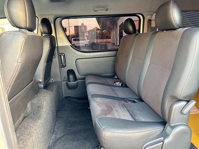 Toyota HIACE VAN 2016 7307092-4