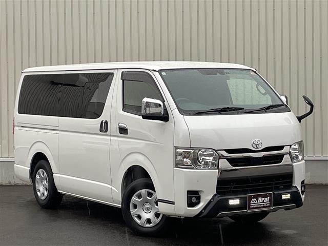 Toyota HIACE VAN 2023 7307134-10