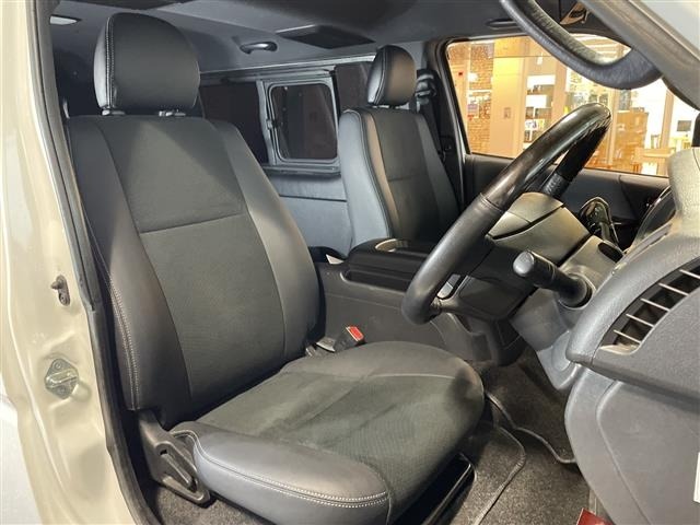 Toyota HIACE VAN 2023 7307134-5