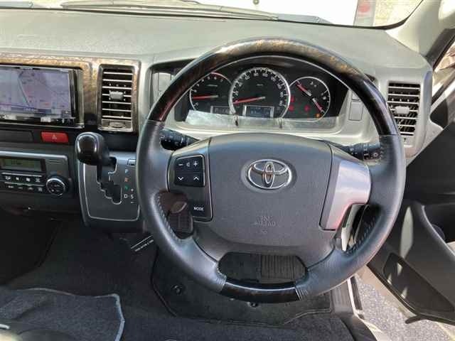 Toyota HIACE VAN 2015 7307242-3