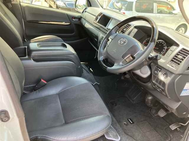 Toyota HIACE VAN 2015 7307242-7