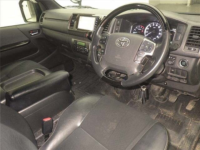 Toyota HIACE VAN 2021 7309148-3