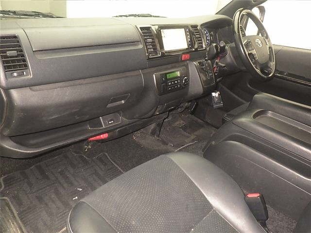 Toyota HIACE VAN 2021 7309148-4