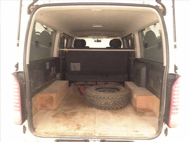 Toyota HIACE VAN 2014 7309187-7