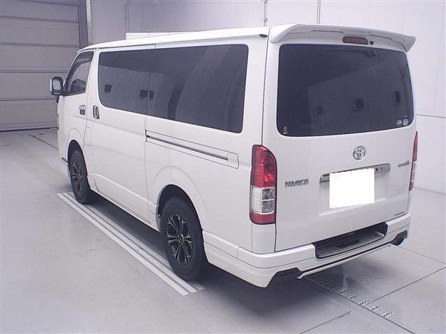 Toyota HIACE VAN 2021 7309188-1