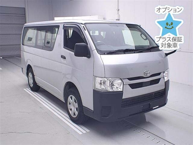 Toyota HIACE VAN 2020 7309201-0