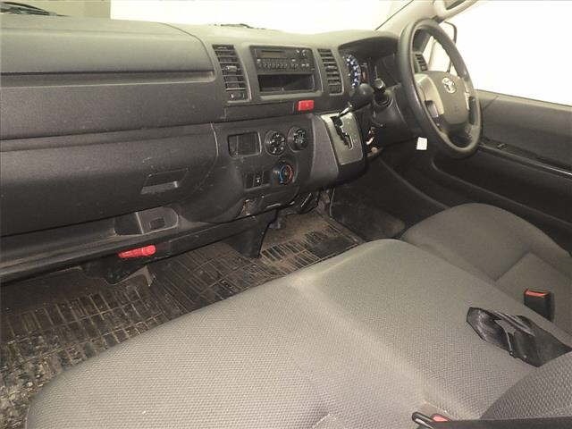 Toyota HIACE VAN 2020 7309201-4