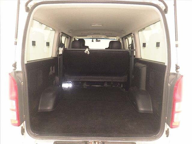 Toyota HIACE VAN 2011 7309227-7