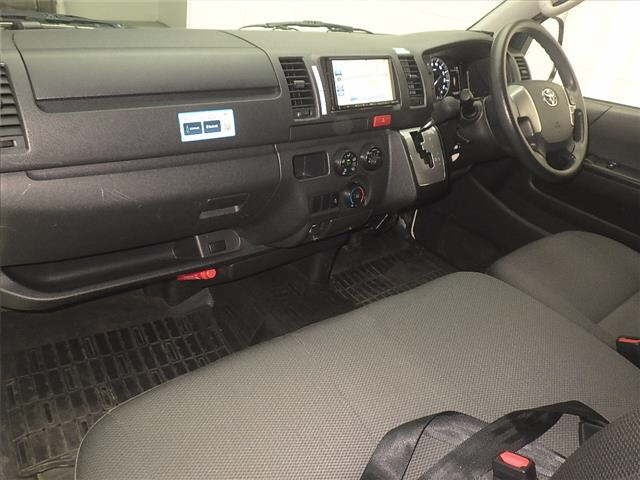 Toyota HIACE VAN 2022 7309228-4