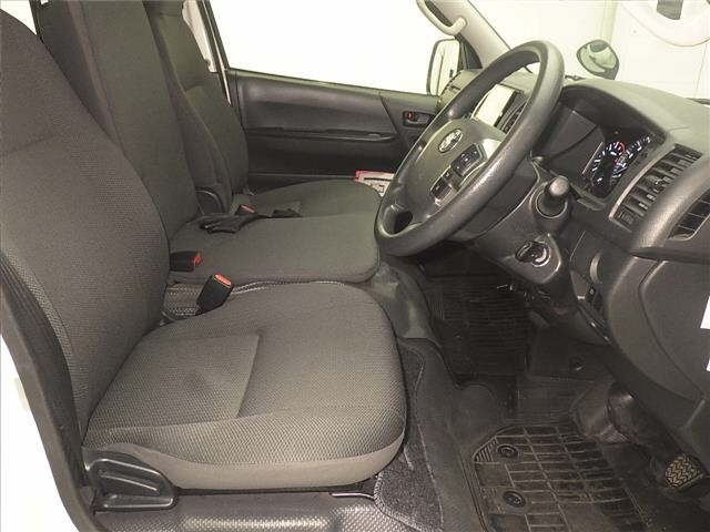 Toyota HIACE VAN 2022 7309228-5