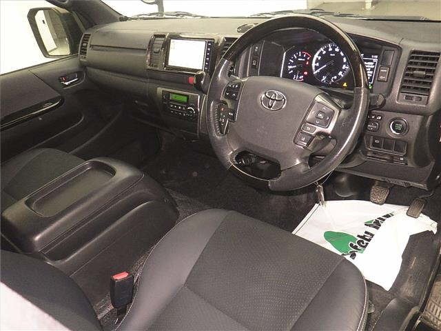 Toyota HIACE VAN 2021 7309233-3