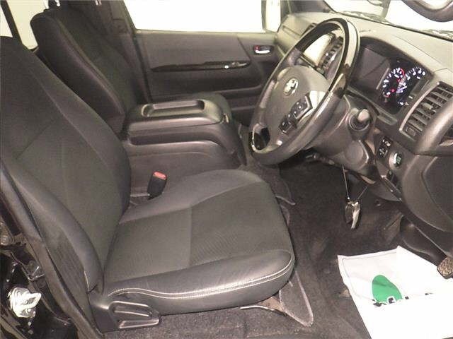 Toyota HIACE VAN 2021 7309233-5