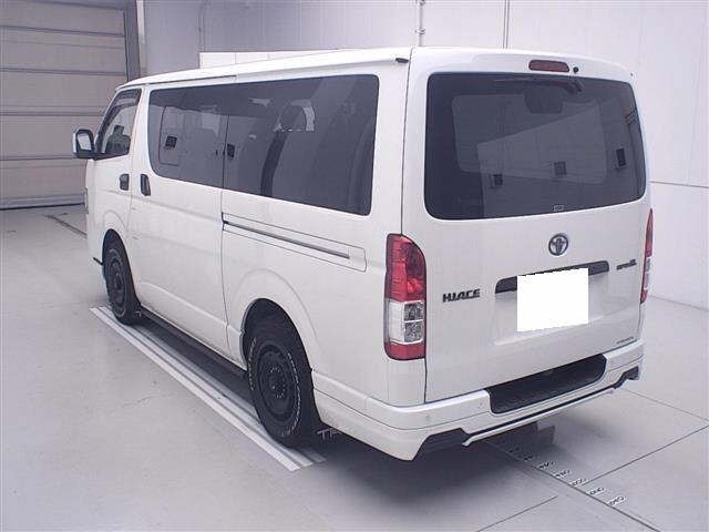 Toyota HIACE VAN 2020 7309258-1