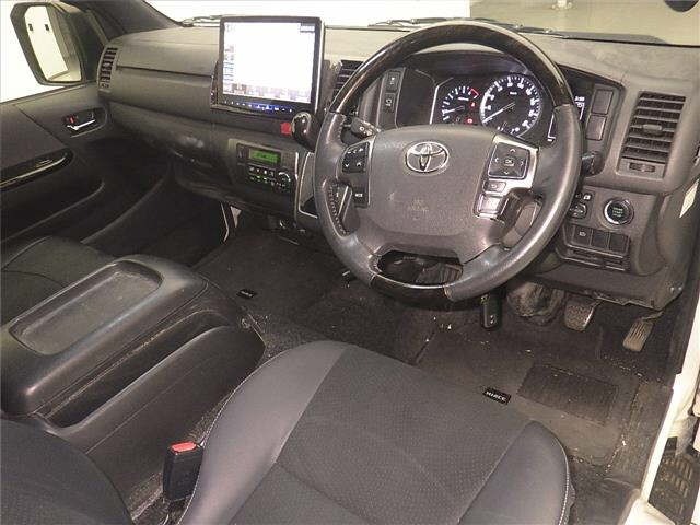 Toyota HIACE VAN 2020 7309258-3