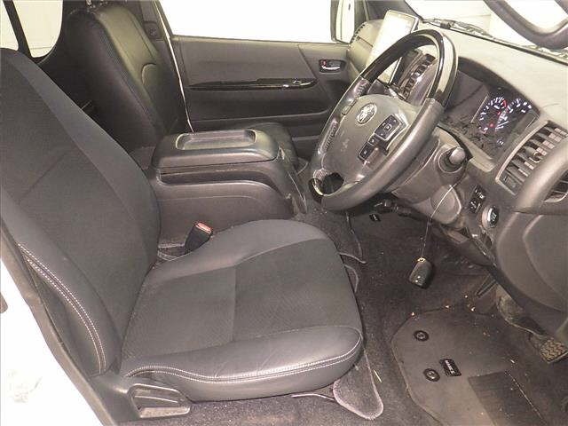 Toyota HIACE VAN 2020 7309258-5