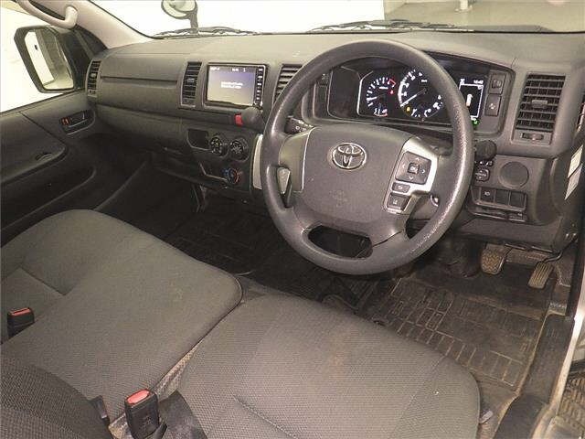 Toyota HIACE VAN 2023 7309274-3