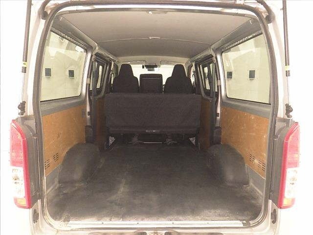 Toyota HIACE VAN 2023 7309274-7