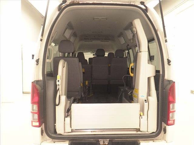 Toyota HIACE VAN 2007 7309304-7